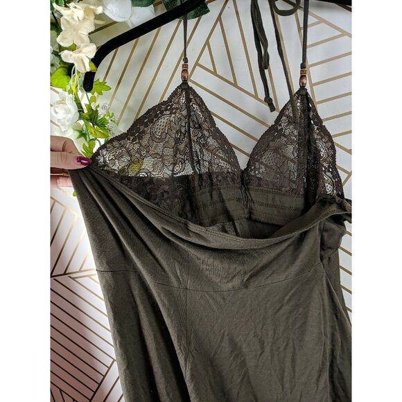 Guess Halter Style Top Tie Flowy Size Medium NEW open back - Picture 6 of 8